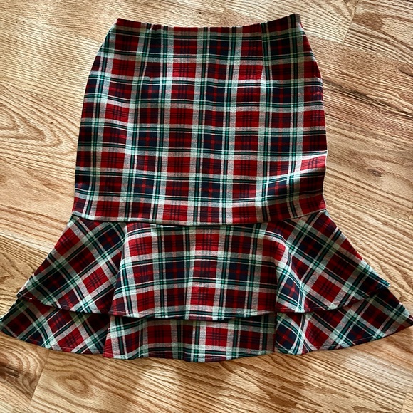 ModCloth Holiday Plaid Peplum Skirt - Picture 2 of 5